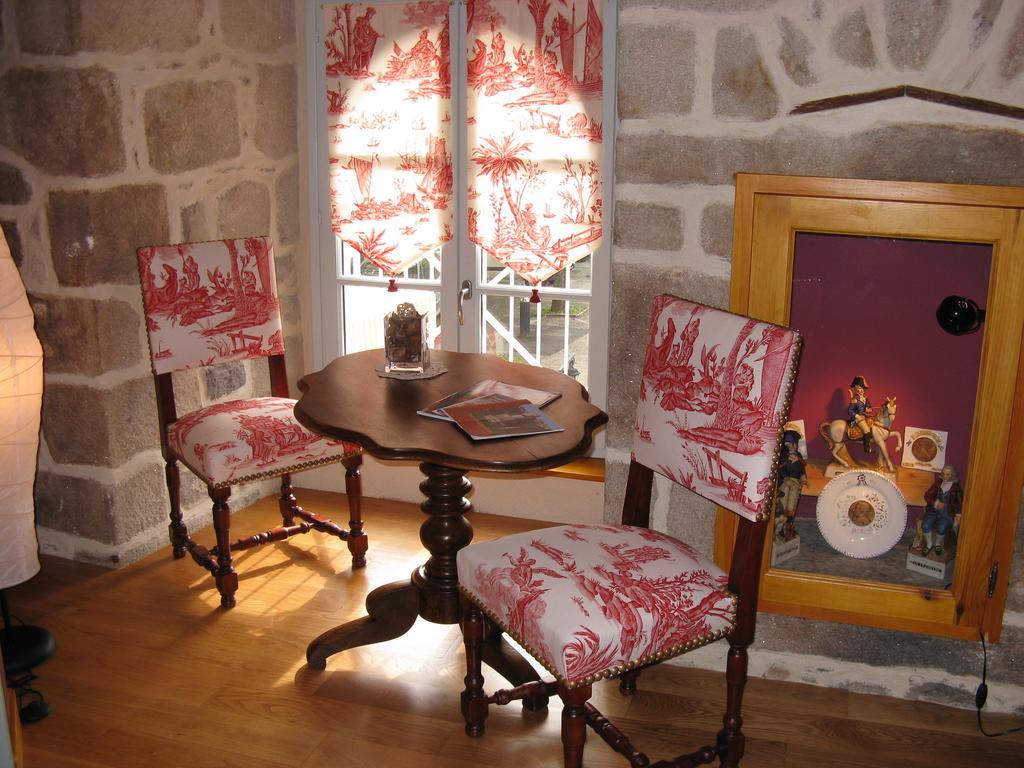 L'Echo Et L'Abbaye Bed & Breakfast Ла Шез-Дю Стая снимка